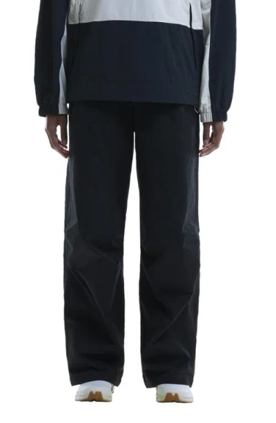 On Parachute Pants In Black