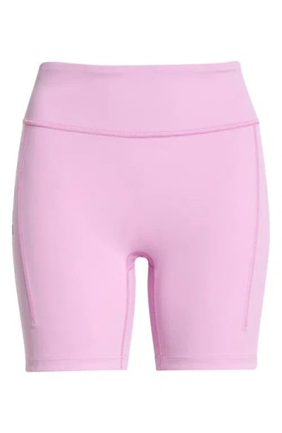 On Performance Bike Shorts With Pockets In Pink