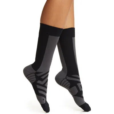 On Performance Crew Socks In Black/shadow