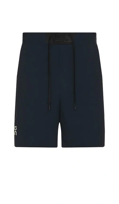 ON PERFORMANCE HYBRID SHORT