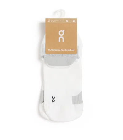 On Performance Run Low Socks In White