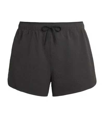 ON ON PERFORMANCE VOLT SHORTS