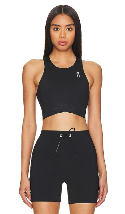 On Race Crop In Black | Eclipse