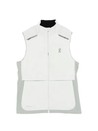 On Reflective Panelled Gilet In Gray
