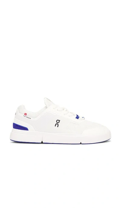 On The Roger Spin Sneaker In White & Indigo