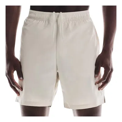 On Running 7 Inches Core Shorts 'beige' In White