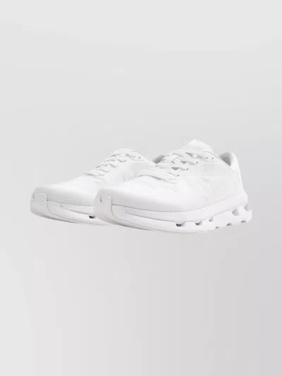 ON RUNNING CASUAL SNEAKERS WITH MESH UPPER AND RUBBER OUTSOLE