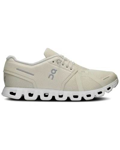 On Running Cloud 5 Sneaker In White