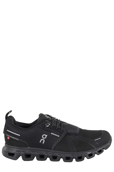 ON RUNNING ON RUNNING CLOUD 6 WATERPROOF SNEAKERS WITH INNOVATIVE TRACTION DESIGN