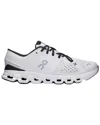 On Running Cloud X 4 Sneaker