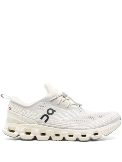 On Running Cloud X Z5 Trainers In White