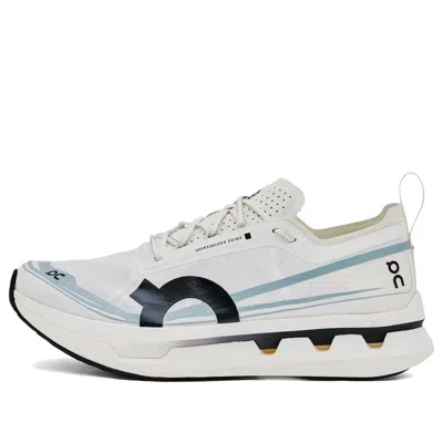 On Running Cloudboom Zone 'white Black Blue'