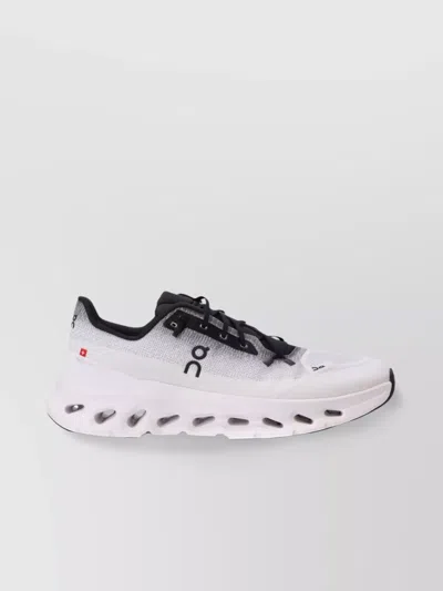 On Running Cloudtilt Running Sneakers In White