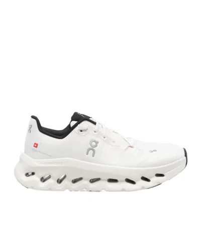 On Running Cloudtilt Sneakers In White