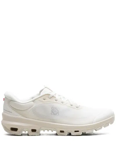 On Running Cloudventure 2 "loewe Eggshell" Sneakers In White