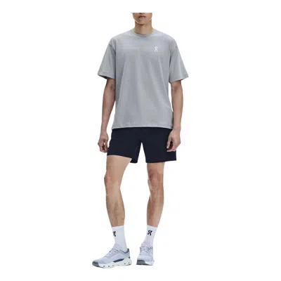 On Running Club T-shirt Glow 'apollo' In Neutral