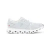 On Cloud 6 Trainers In White