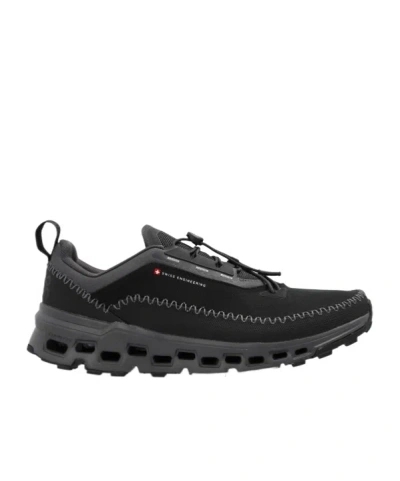 On Running Laced Sneakers In Black