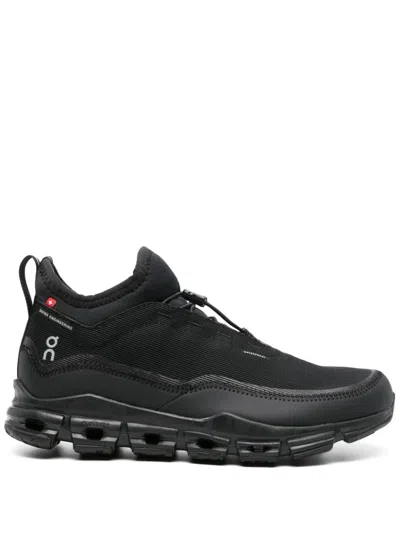 On Running Logo-print Panelled-design Sneakers In Black