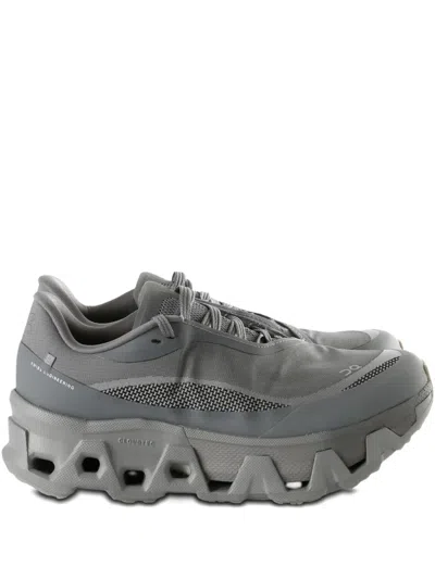 On Running Panelled Sneakers In Gray