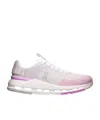 On Running Round Head Low-cut Sneakers In White
