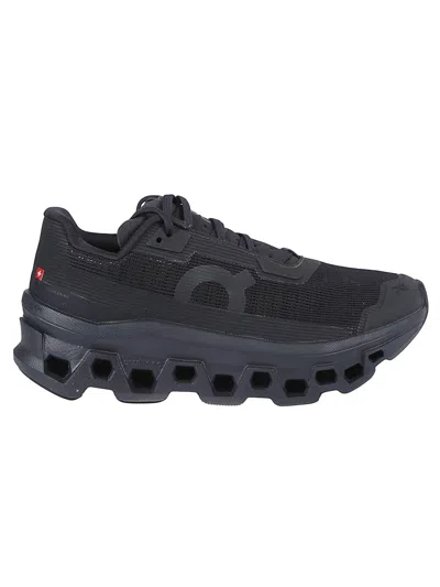 ON RUNNING ON RUNNING SNEAKERS
