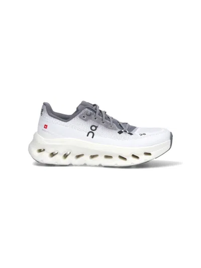ON RUNNING ON RUNNING SNEAKERS