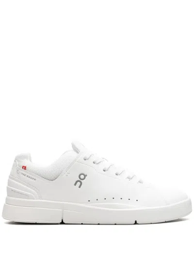 On Running The Roger Advantage Sneakers In White