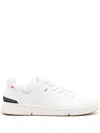 On Running The Roger Centre Court Sneakers In Weiss