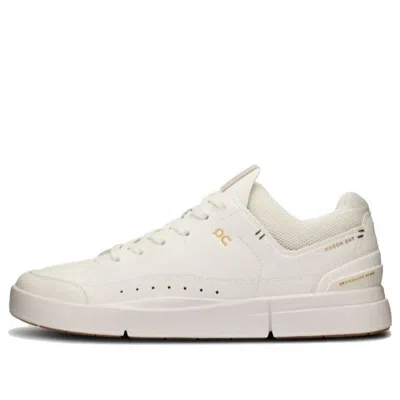 On Running The Roger Centre Court 'white Gum'