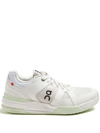 On Running The Roger Clubhouse Pro Sneakers In Weiss