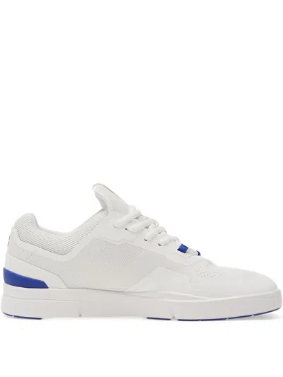 On Running The Roger Sneakers In White