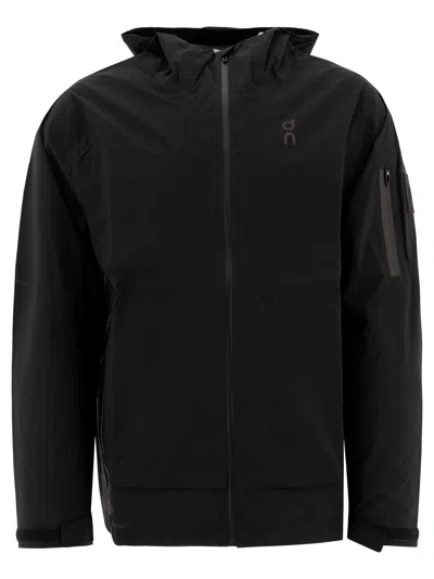 On Running "expedition" Jacket Hooded Adjustable Cuffs In Black
