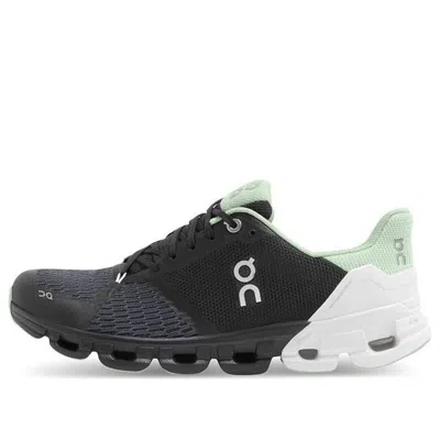 On Running (wmns)  Cloudflyer 'black White Green'