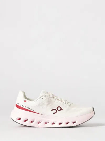 On Shoes Woman  In Pink