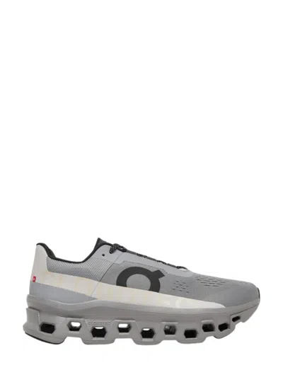 On Sneaker Cloud Mster In Gray