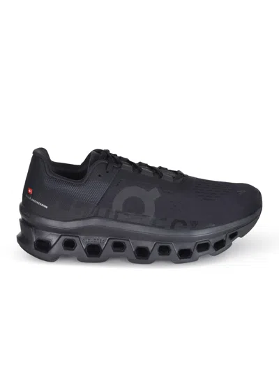 ON SNEAKERS ON "CLOUDMONSTER 2"