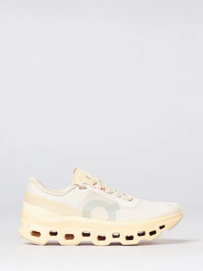 On Sneakers Woman  In Neutral