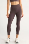 On Studio Crop Leggings In Burgundy