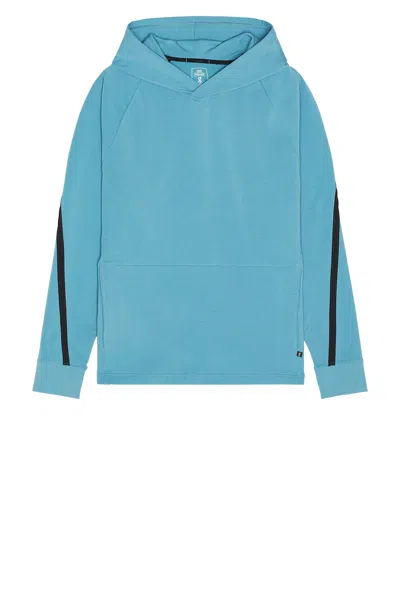 On Studio Hoodie In Blue