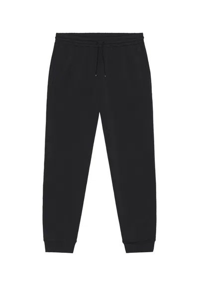 On Jogging-style Studio In Multi