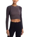 On Studio Knit Lg T Crop Top In Gray