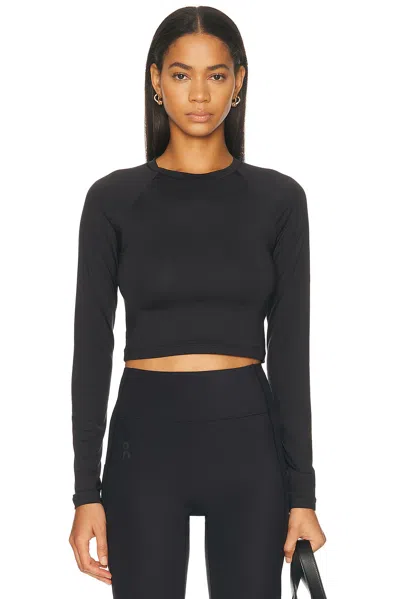 On Studio Lg-t Crop In Black