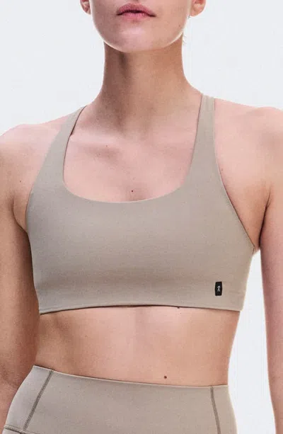 On Studio Sports Bra In Clay