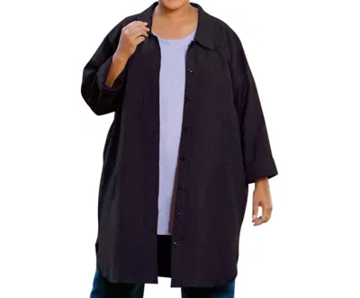 On The Plus Side Crinkle Cotton Long Sleeve Collar Button Up Tunic - Plus In Black