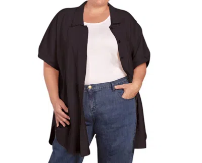 On The Plus Side Crinkle Cotton Short Sleeve Collar Button Up Tunic - Plus In Black