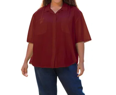 On The Plus Side Crinkle Cotton Short Sleeve Collar Shirt - Plus In Currant Red In Brown