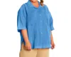 On The Plus Side Short Sleeve Ameli Basketweave Shirt - Plus In Vista In Multi