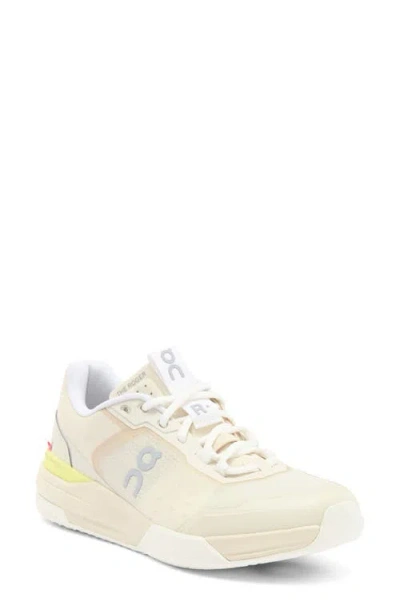 On The Roger Adv Pro Tennis Shoe In Cream/limelight