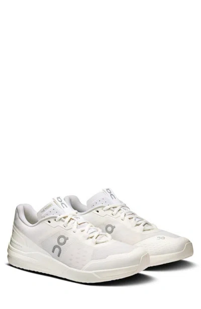 On The Roger Adv Pro Tennis Shoe In White
